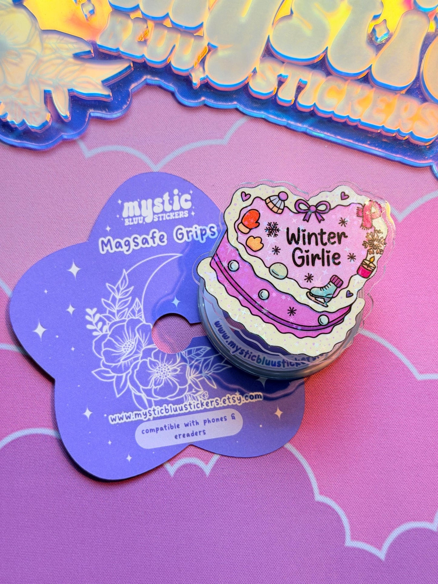 Christmas Cake MagSafe Phone Kindle Grip: Holographic Winter Girlie Dessert