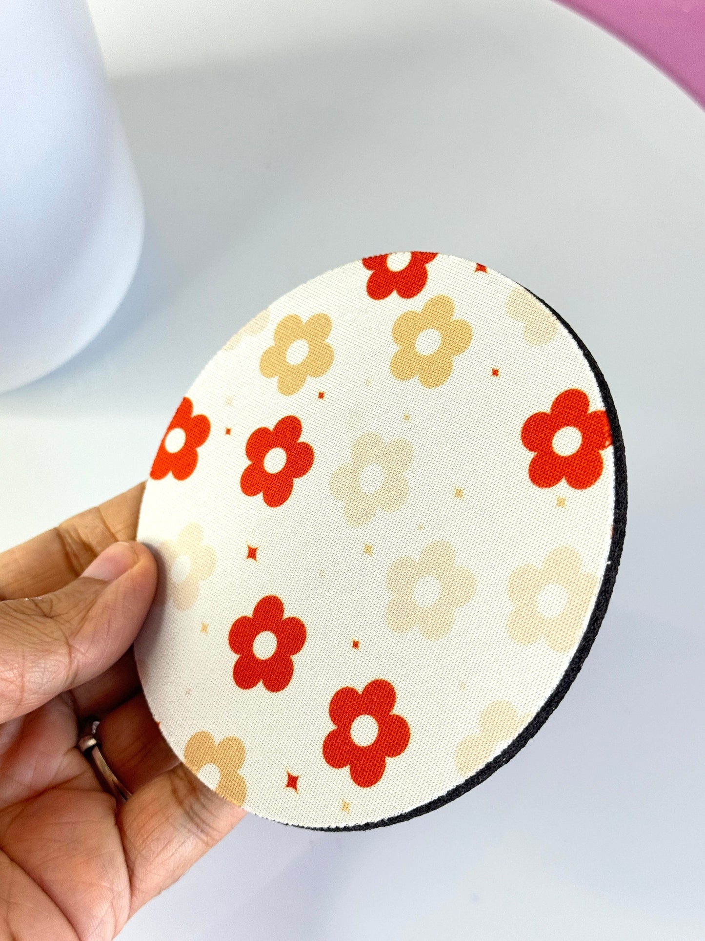 Cute Retro Flowers Cup Coasters For Drinks, Set of 4 Round - Modern Cocktail Drink Bar Coasters Aesthetics Non Slip Rubber