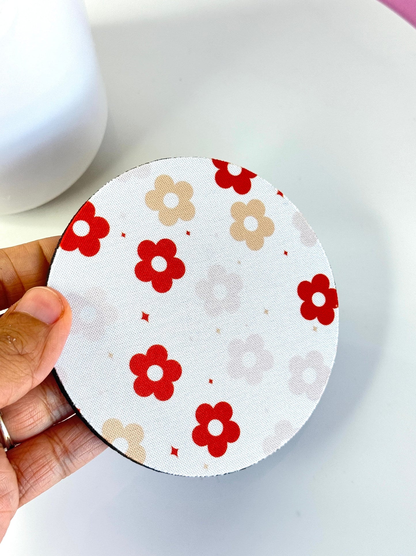 Cute Cup Coasters For Drinks, Set of 4 Round, Retro Flowers - Modern Cocktail Drink Bar Coasters Aesthetics Non Slip Rubber