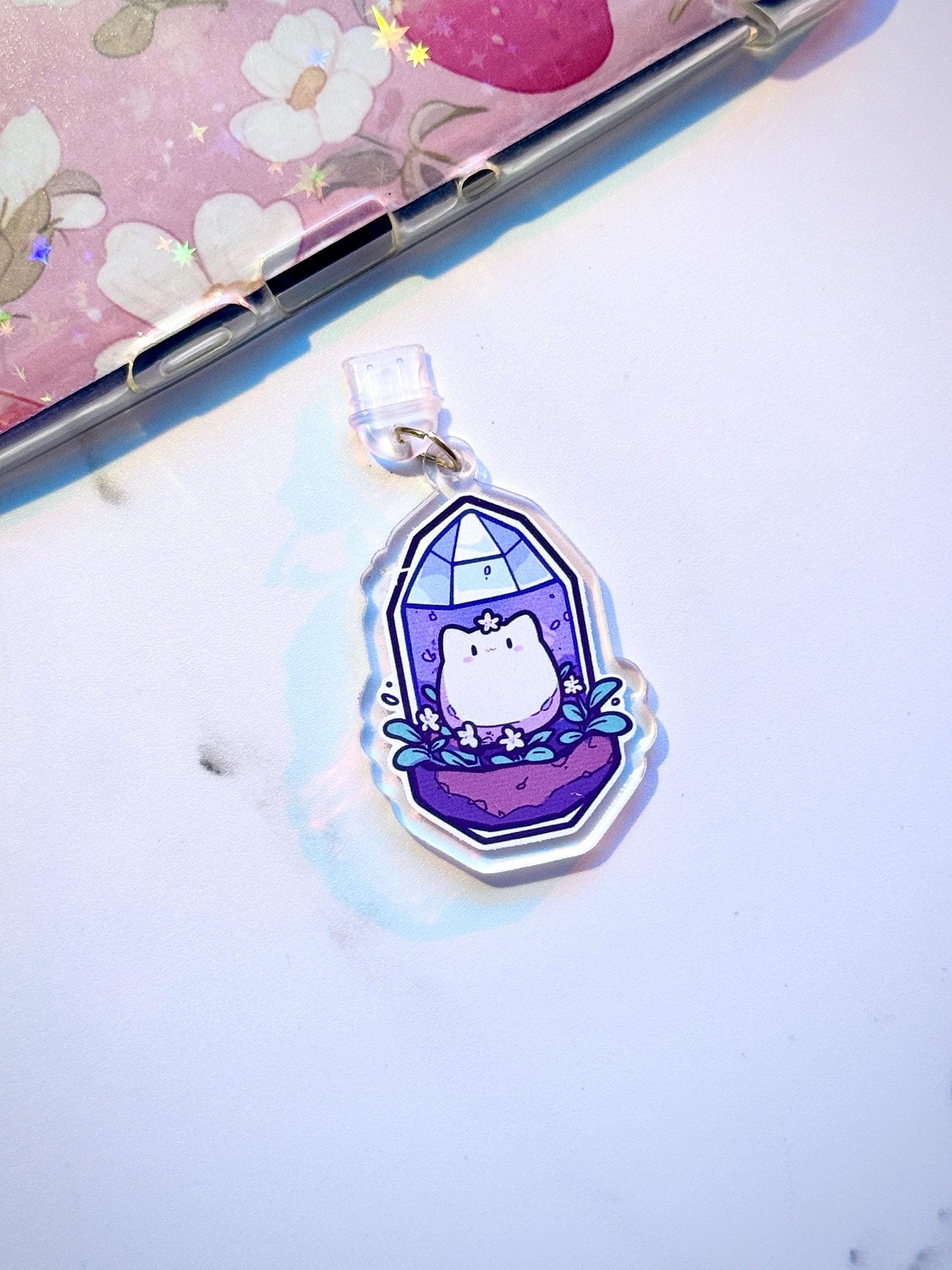 Crystal Cat USB-C Dust Plug: Kawaii Purple Phone Charm