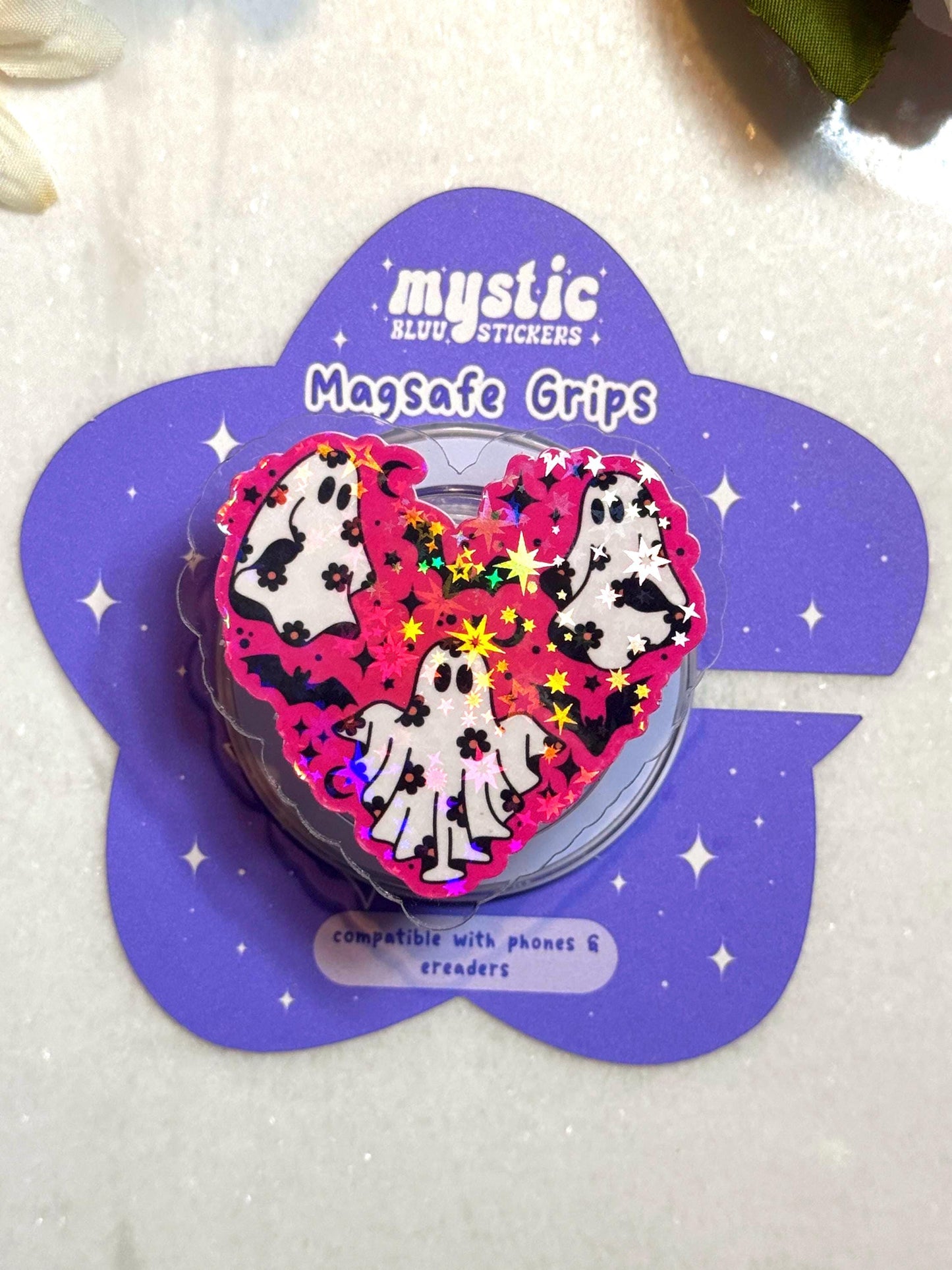 Halloween Ghost MagSafe Grip: Spooky E-Reader & Phone Accessory