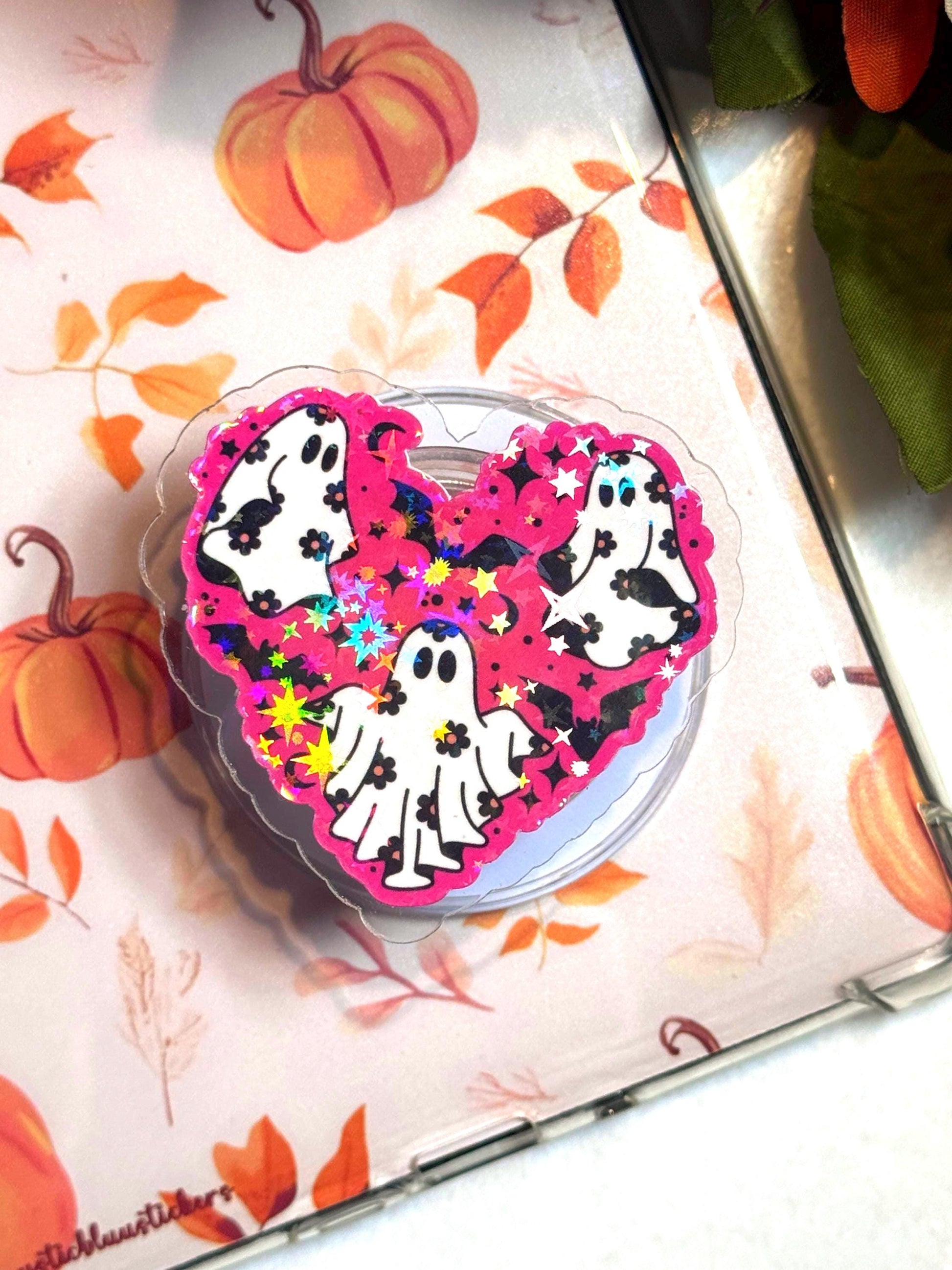 Halloween Ghost MagSafe Grip: Spooky E-Reader & Phone Accessory