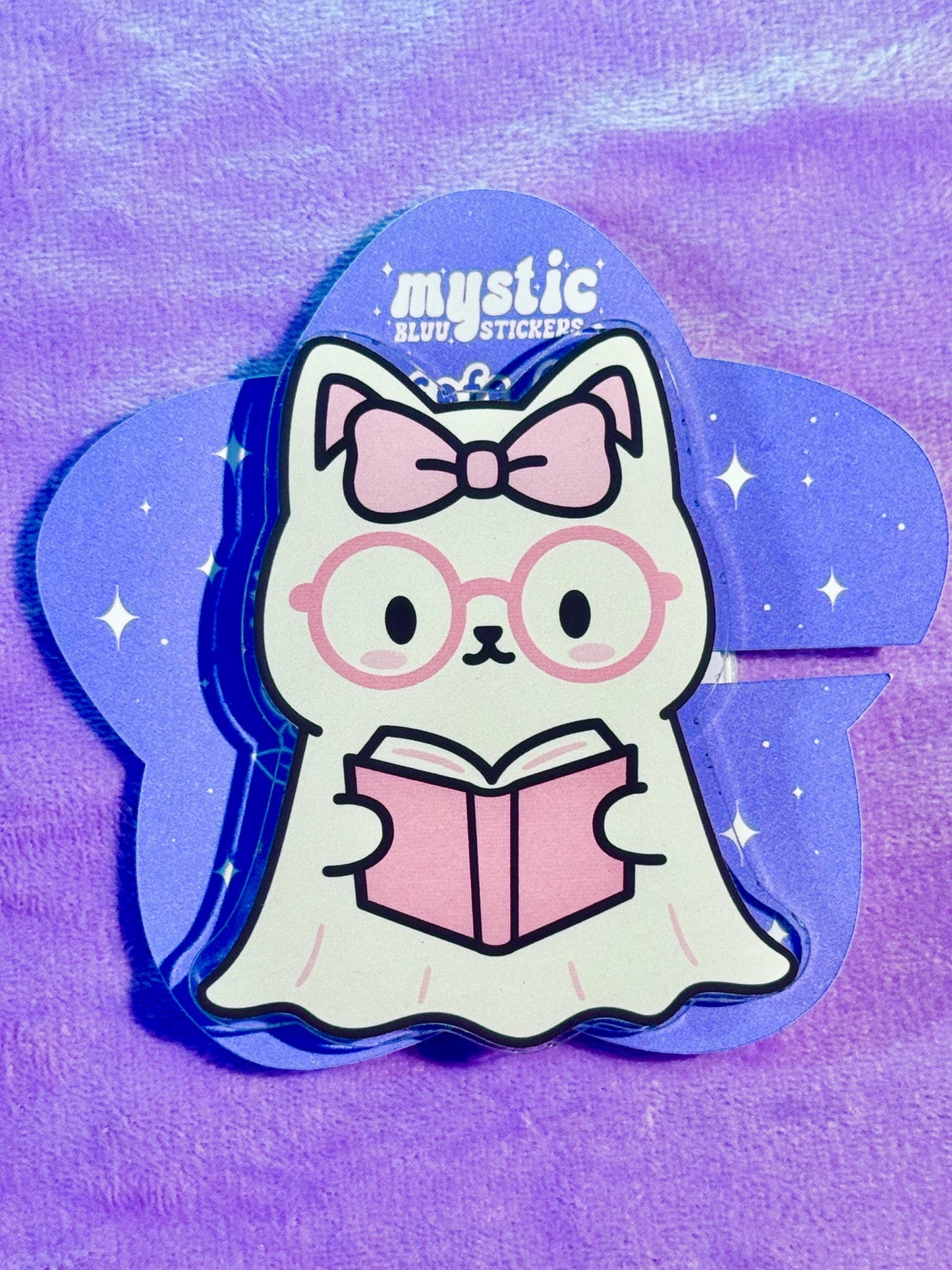 Ghost Cat Kindle Grip: Holographic Bookish Magsafe Phone Grip