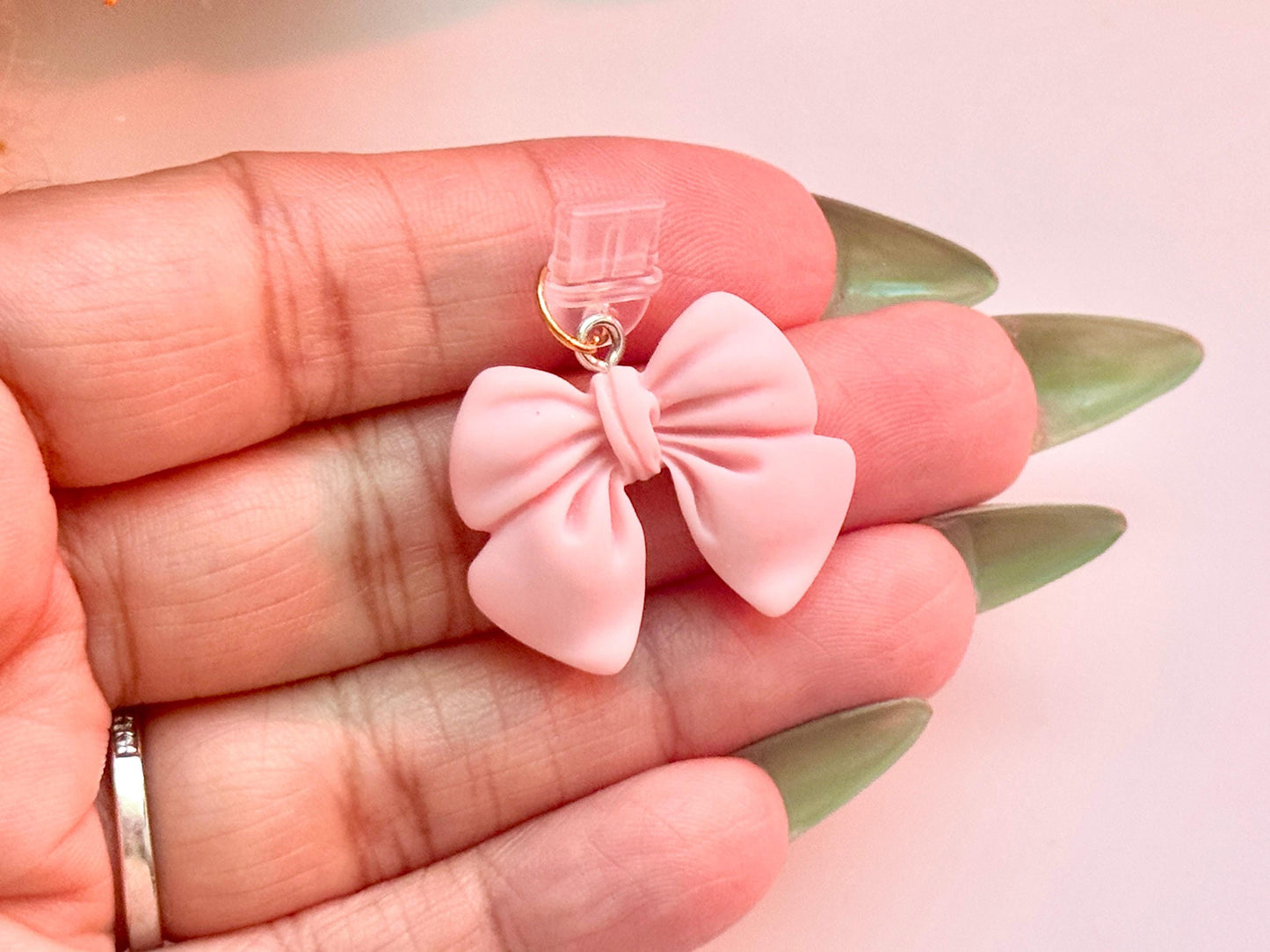 Bow Kindle Dust Plug Charm, Cute Tablet & Phone Accessories, Plug Charm Cover, Book Lover Gift, Resin Kindle Charm, Reading Accessory