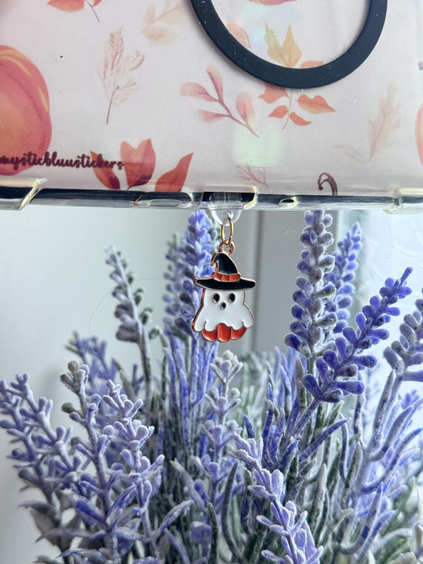 Ghost Dust Plug Charm – Halloween Kindle & Phone USB-C Accessory