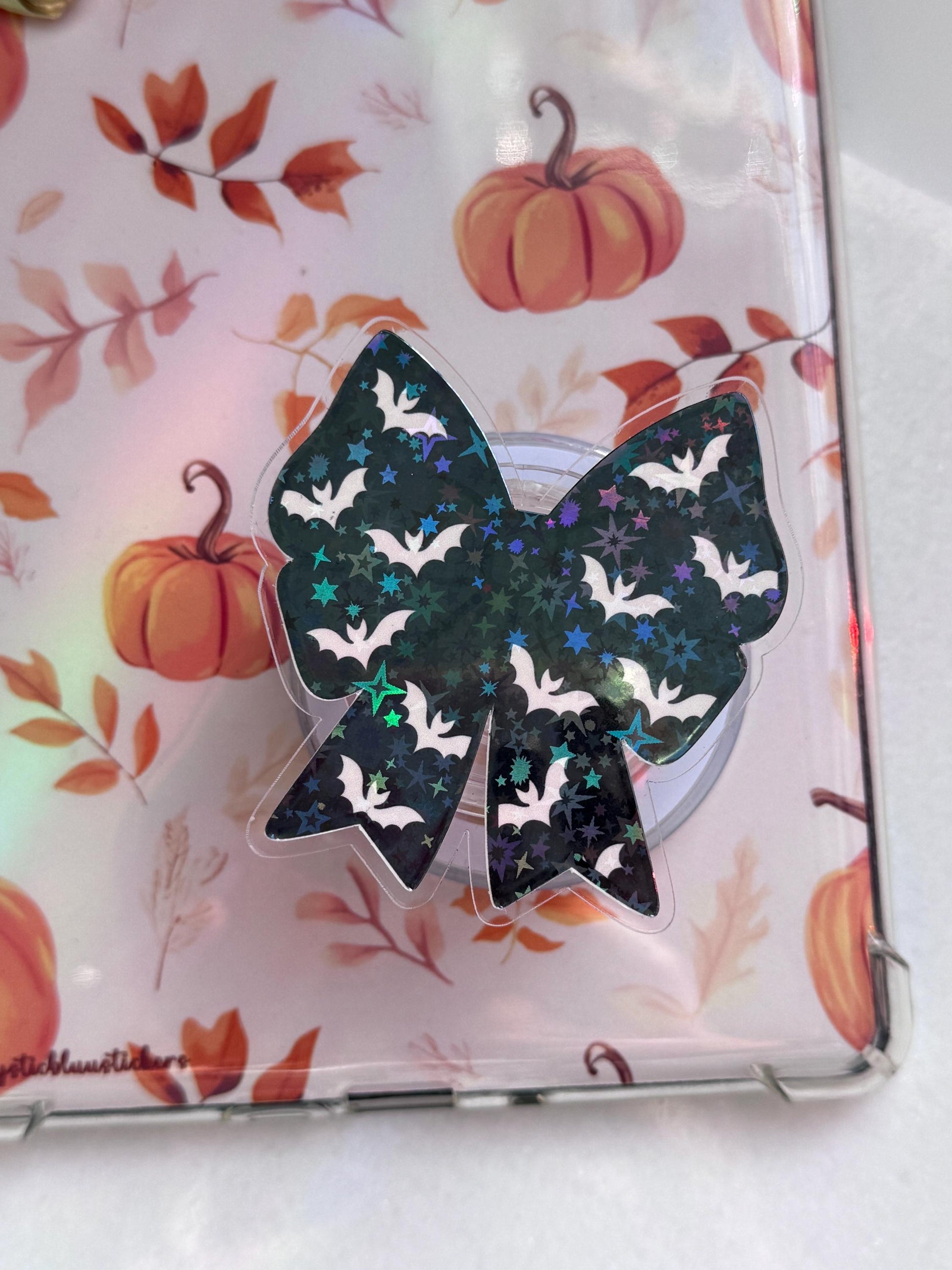 Bat Bow MagSafe Phone Grip: Spooky Bookish E-Reader Accessory