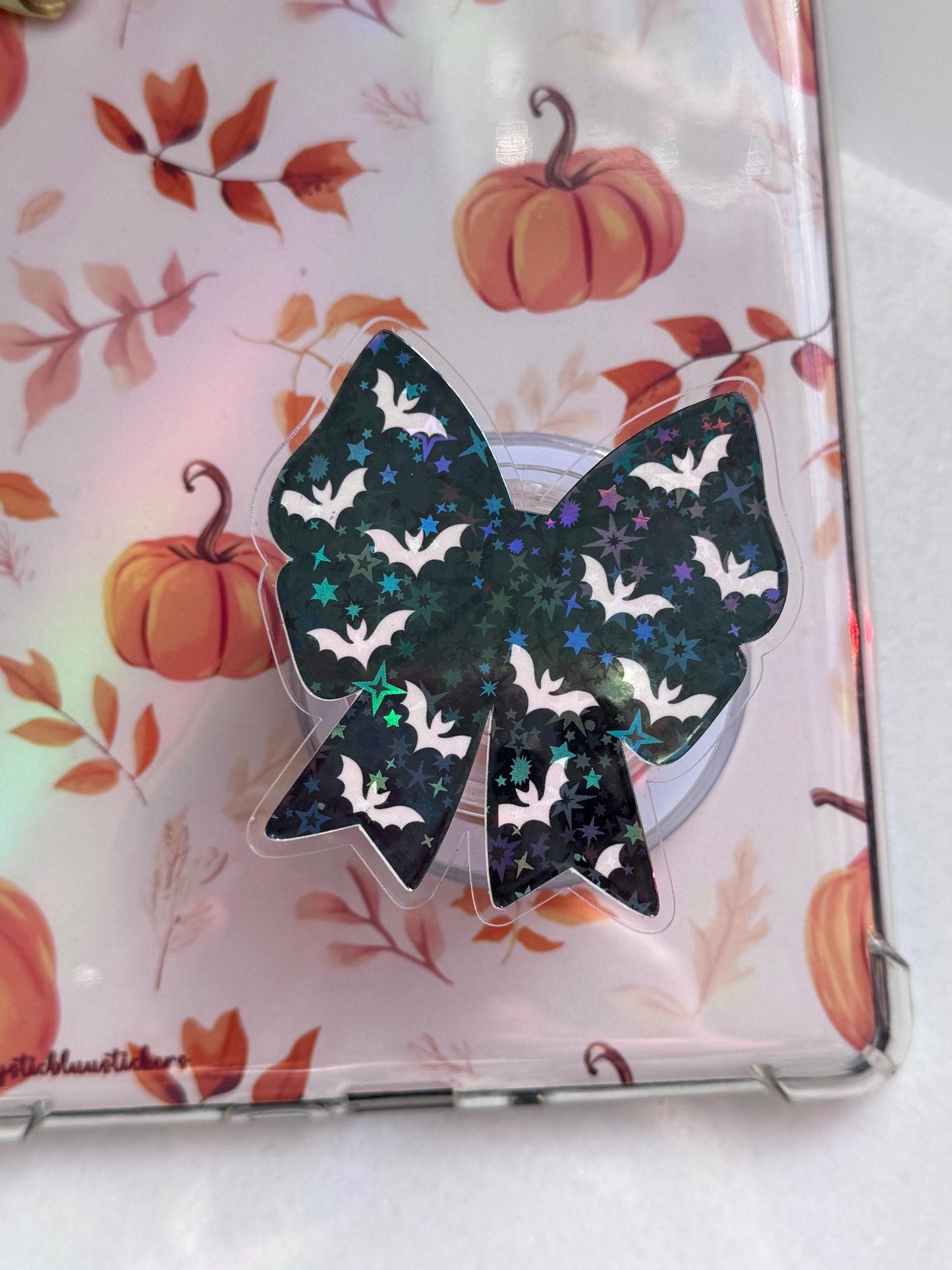 Bat Bow MagSafe Phone Grip: Spooky Bookish E-Reader Accessory