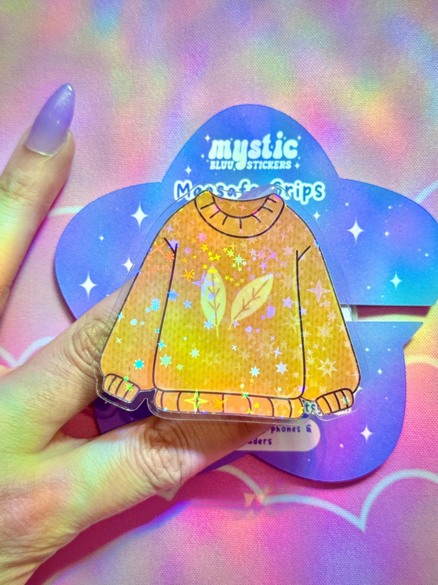 Fall Sweater Kindle Grip : Cozy Autumn MagSafe Holder for Phones and E-Readers