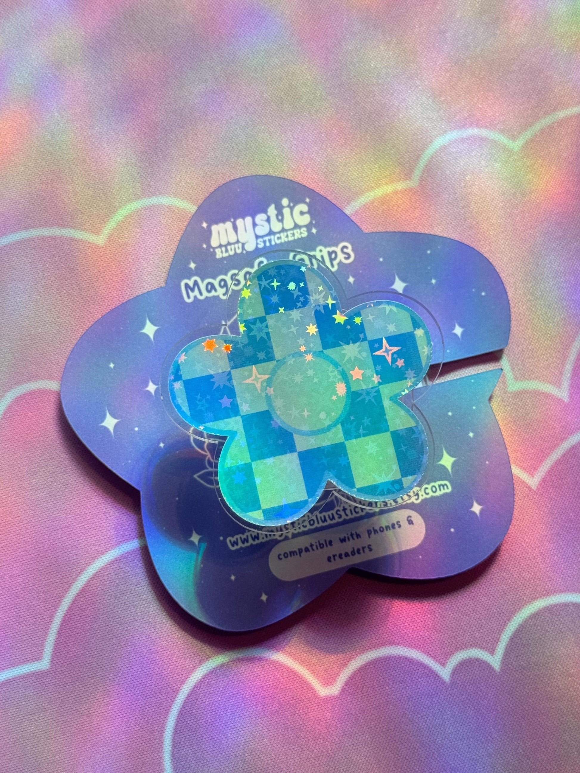 Blue Checkered Daisy Kindle Grip: Retro Magsafe Phone, Tablet iPad Holder