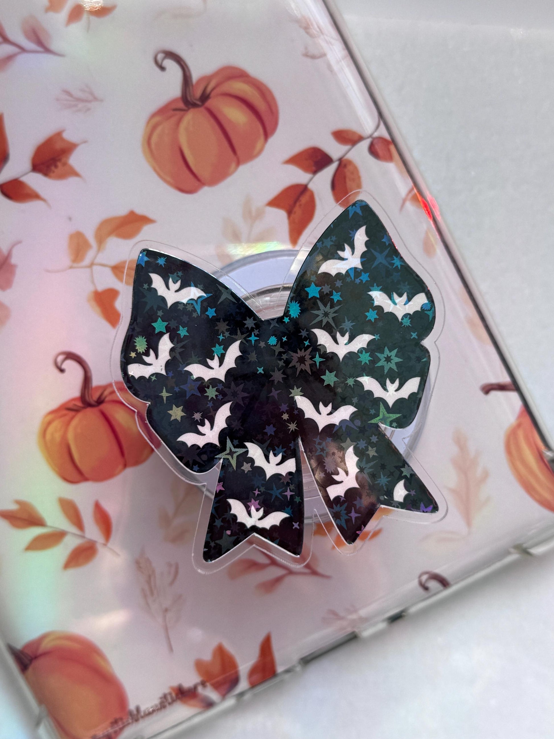 Bat Bow MagSafe Phone Grip: Spooky Bookish E-Reader Accessory