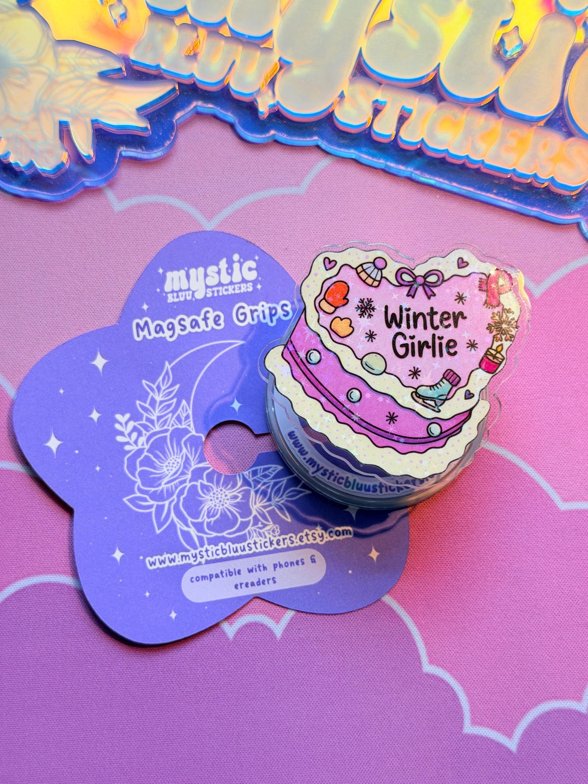Christmas Cake MagSafe Phone Kindle Grip: Holographic Winter Girlie Dessert