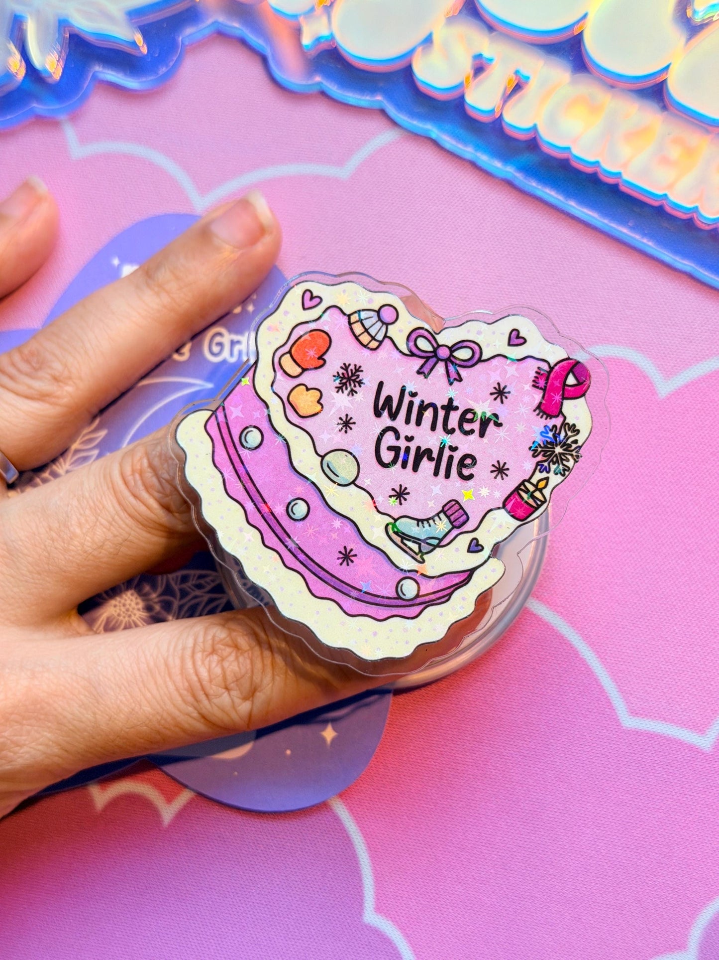 Christmas Cake MagSafe Phone Kindle Grip: Holographic Winter Girlie Dessert