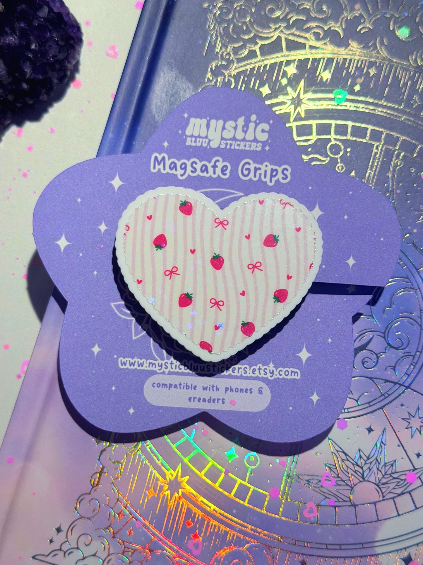 Strawberry Heart Phone Grip: Holographic Kawaii MagSafe Phone Stand