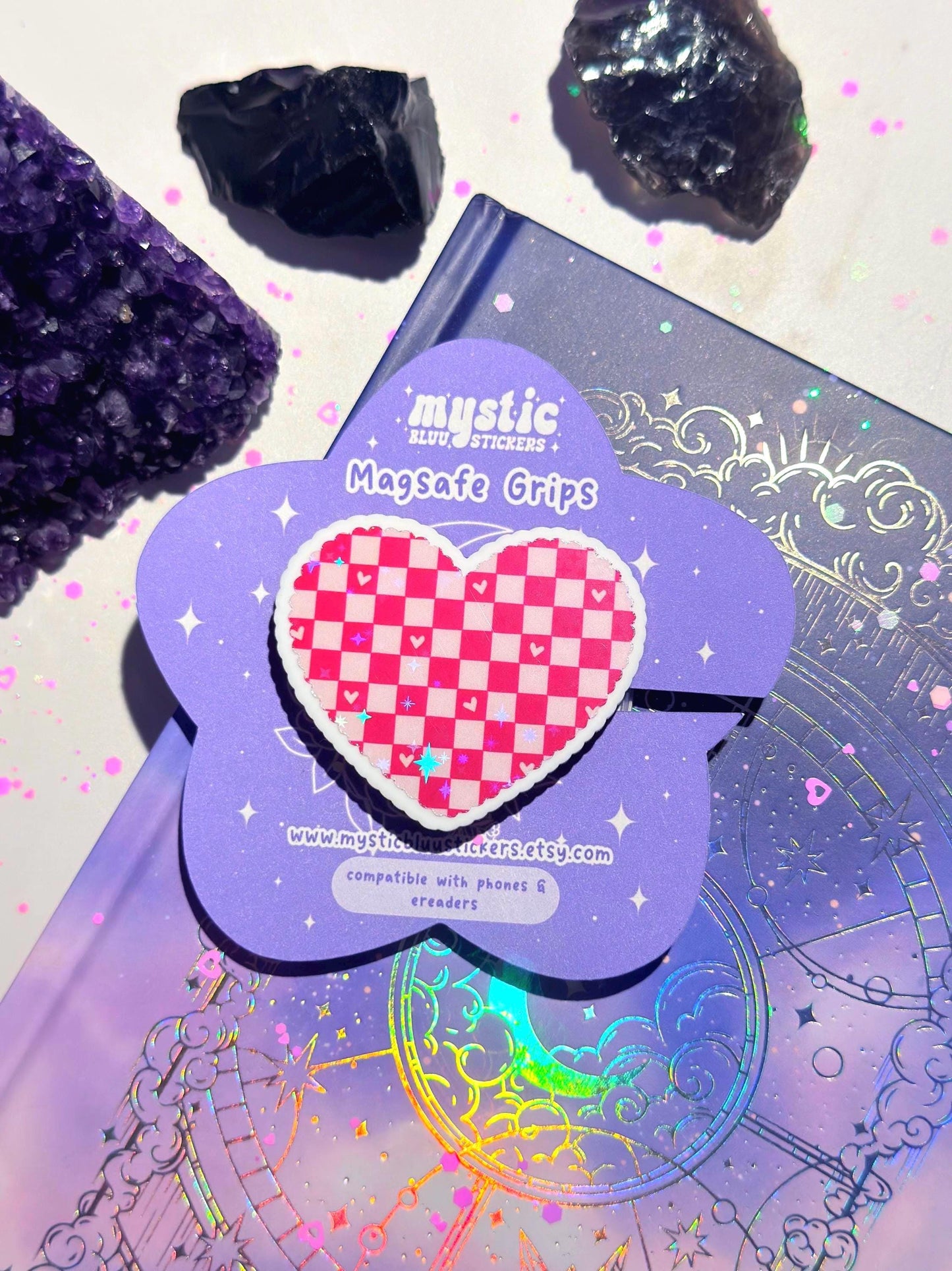 Checkered Heart MagSafe Phone Grip: Holographic 2D Valentines Kindle Grip