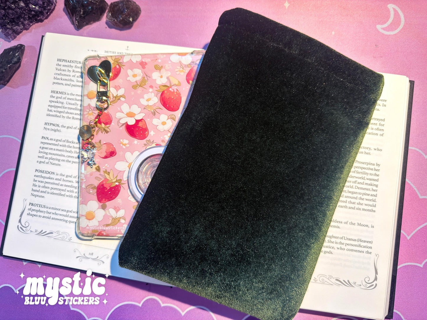 Dark Forest Green Kindle Sleeve – Dark Academia E-Reader Pouch
