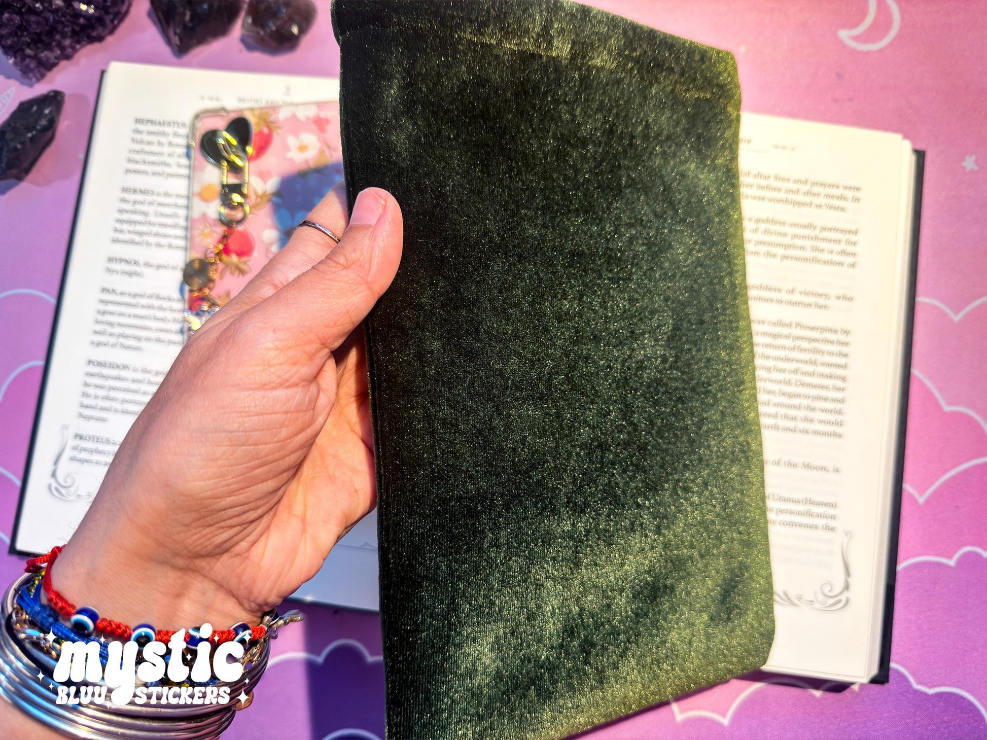 Dark Forest Green Kindle Sleeve – Dark Academia E-Reader Pouch