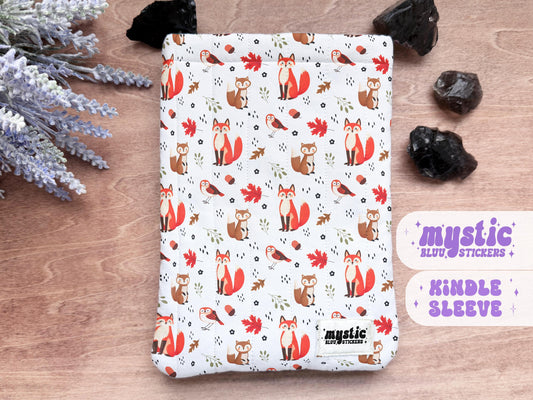 Cozy Woodland Kindle Sleeve – Autumn Quilted Padded E-Reader & iPad Mini Case